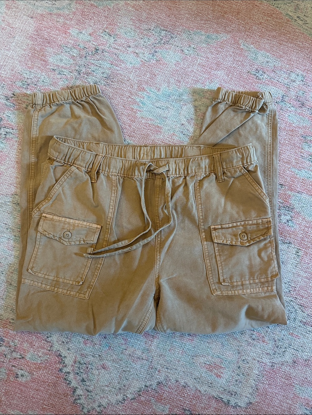 aerie Cargo Joggers in Khaki